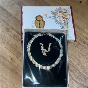 Elegant Gold and Silver Necklace